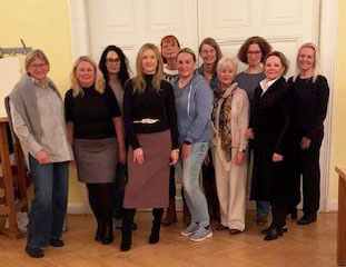von links nach rechts: Heike Schmid, Elisabeth Dusdal, Patricia Haamann, Nicole Breidenbach, Claudia Stevenson, Manuela Schmitz, Annette Stöver, Iris Tietz (Kreisgeschäftsführerin), Melanie Schulenburg, Susanne Derksen und Alexandra Rieger